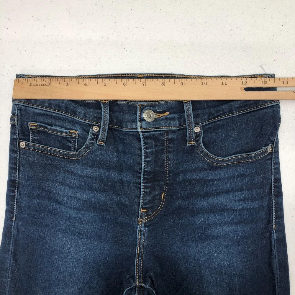 Levis 311 Shaping Skinny Jeans Womens 28 Blue Stretch Denim Premium Mid Rise Day - Picture 9 of 16